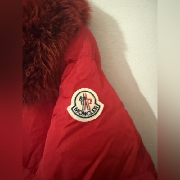 Red Moncler Mesange Quilted Jacket w/ Removable Fur Collar sz 1/Small $2115 - Picture 8 of 9
